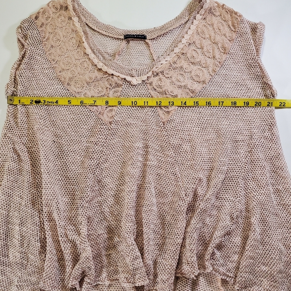 2455 * Basil Lola Lace Crochet Overlay Sleeveless Top Light Pink Blush Size M - Picture 8 of 9